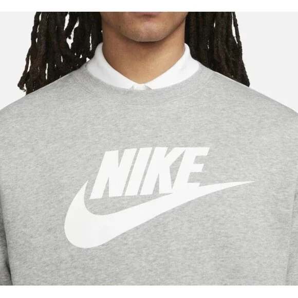 Nike Men's Sportswear Club Fleece Graphic Crewneck Sweatshirt Large Grey Heather